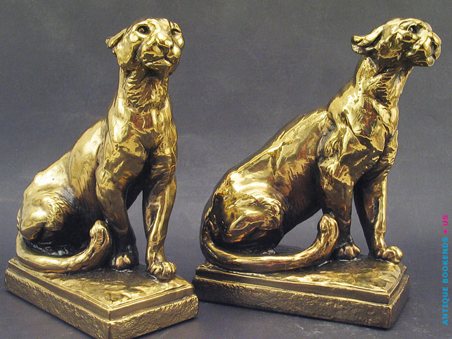 Illustration photo: Marion Bronze Company bookends, Lioness Lions